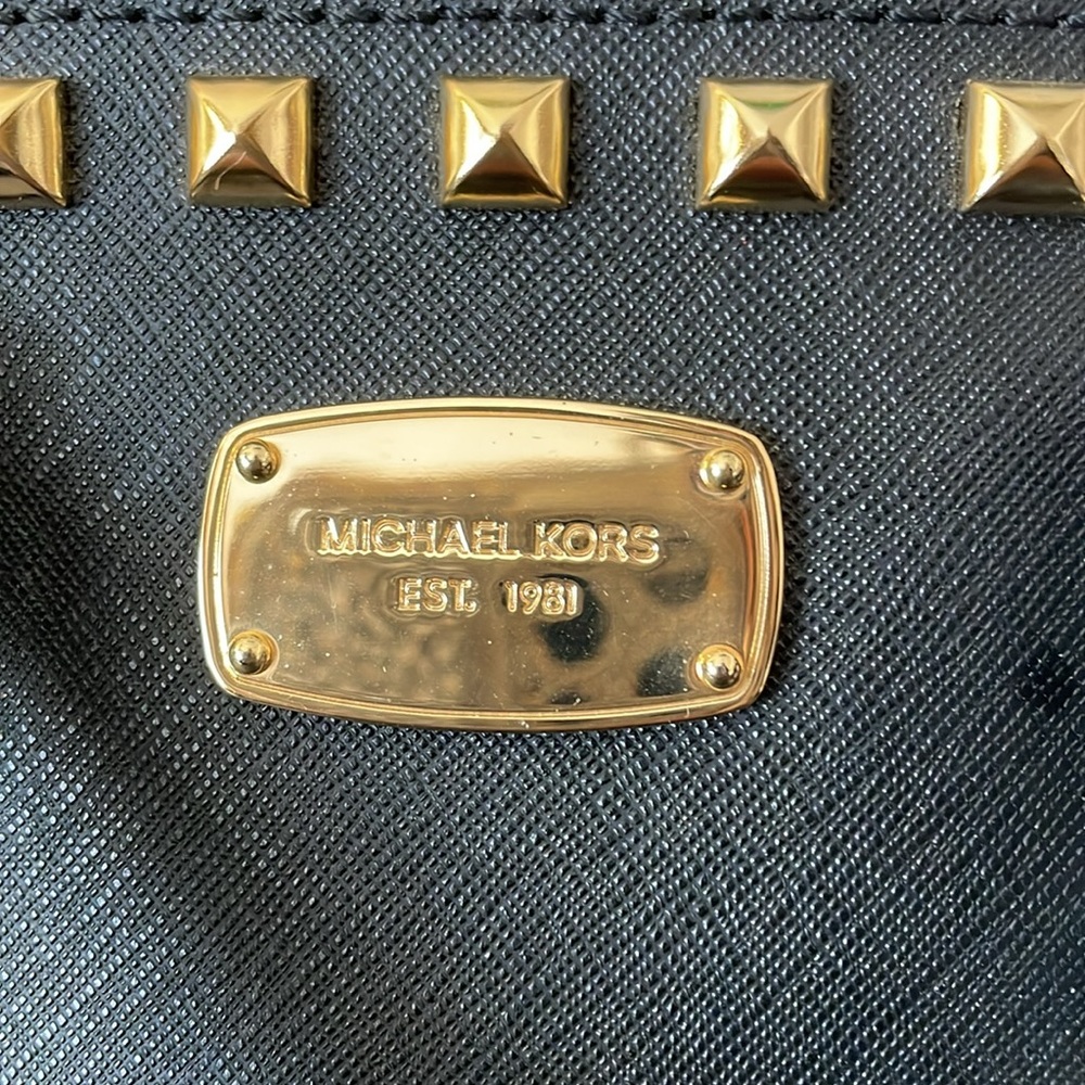 Michael Kors Black Gold Stud Hand Bag - Picture 4 of 12